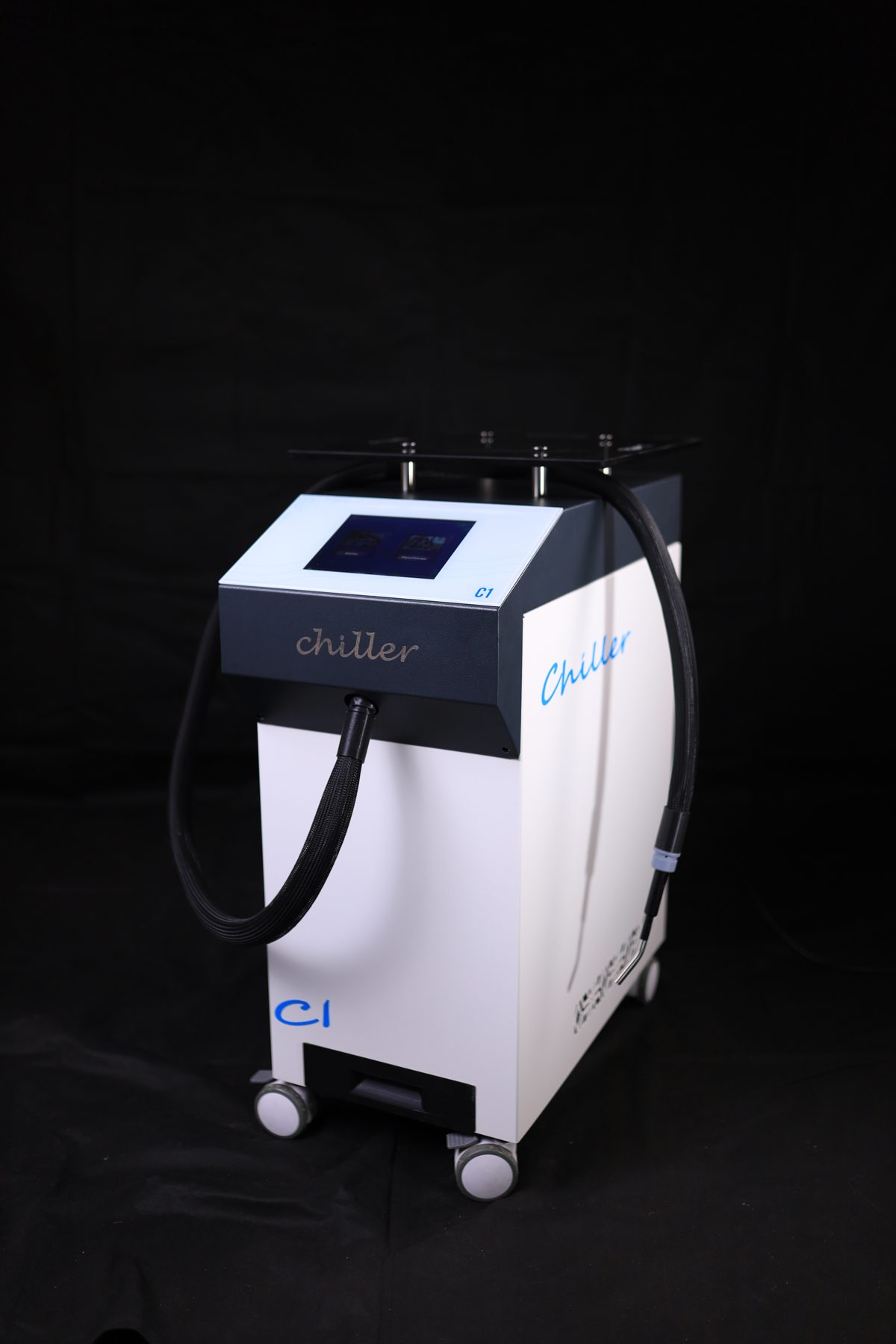 Chiller C1 full device with arm